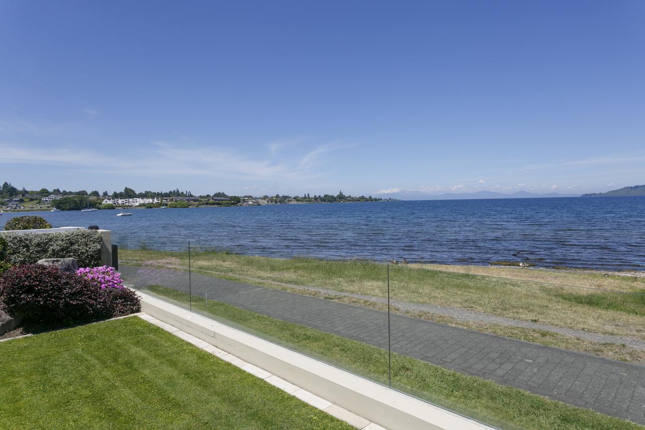 The Reef Resort Tauposee Exterior foto